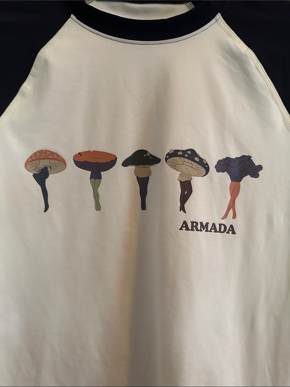 Armada ski Haven Baselayer top size medium - Picture 3 of 7